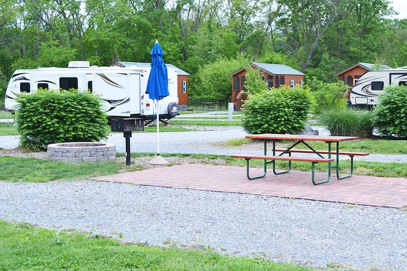 Premium with Patio Pull-Thru RV Site-7
